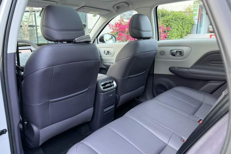 Used Leapmotor B10 2025 510 Joyful Edition
