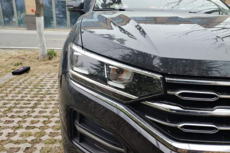 Used Volkswagen Tayron 2021 280TSI Two-Wheel Drive Luxury Smart Connectivity Version Right Front Headlight