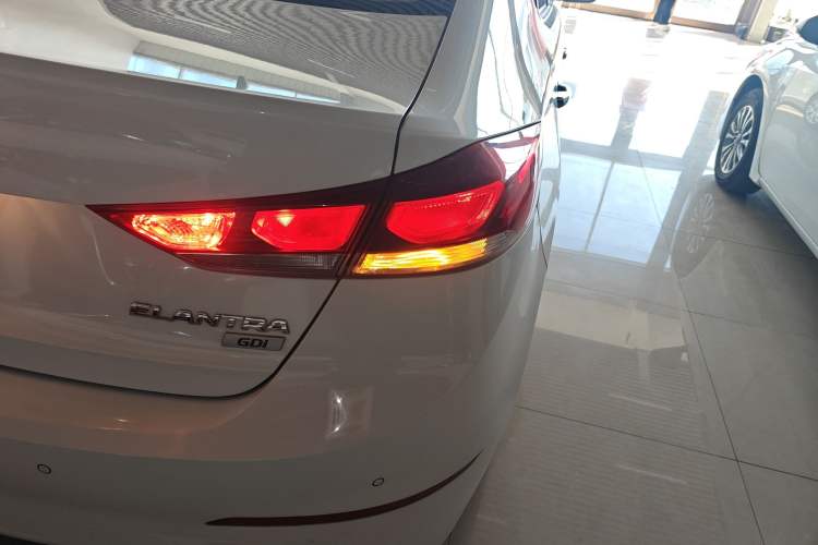 Used Hyundai Elantra (6th Generation / Lingdong) 2016 1.6L Automatic ZhiXuan – Elite Version