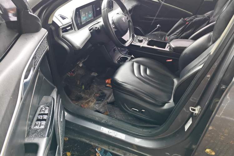 Used NETA U 2022 Pro 400 Comfort Edition Driver Seat