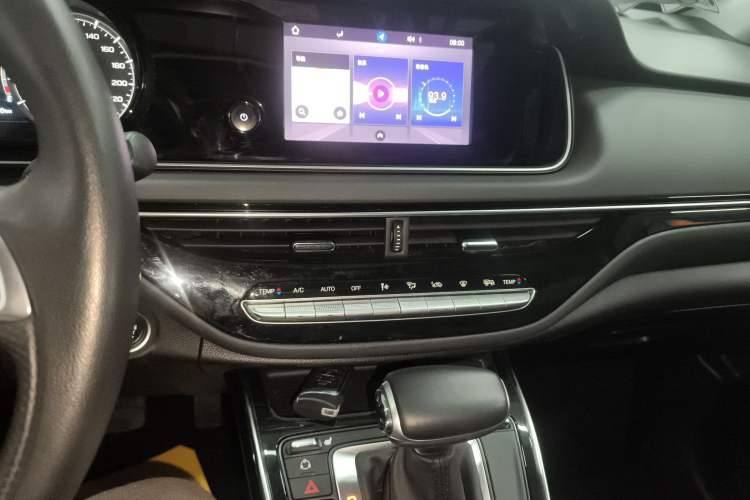 Used GAC Trumpchi M6 2021 270T DCT Luxury Edition (7-seater)
