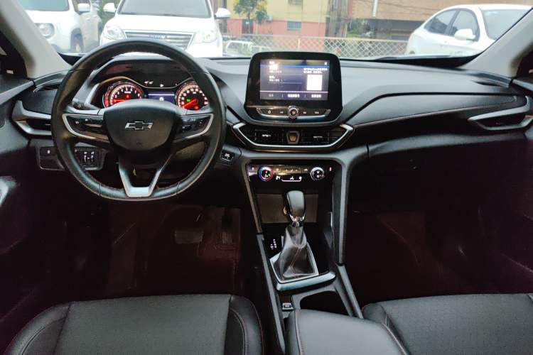 Used Chevrolet Orlando 2020 Light Hybrid Redline 530T Automatic Enjoyment Edition (5+2 Models)