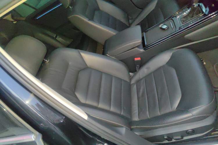 Used Volkswagen Phideon 2018 Revised Version 380TSI Two-Wheel Drive Business Edition