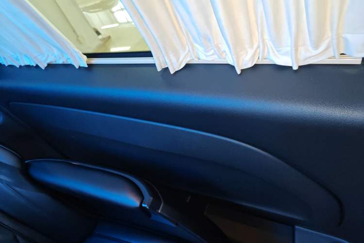 Used Mercedes-Benz Vito 2021 2.0T Elite Version 7 Seats
