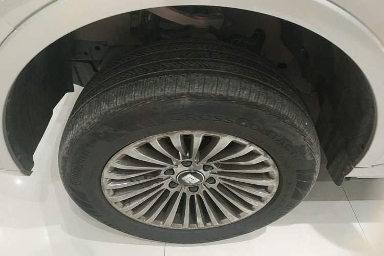 Used Tank 500 New Energy 2024 Hi4-T Left Front Wheel Hub