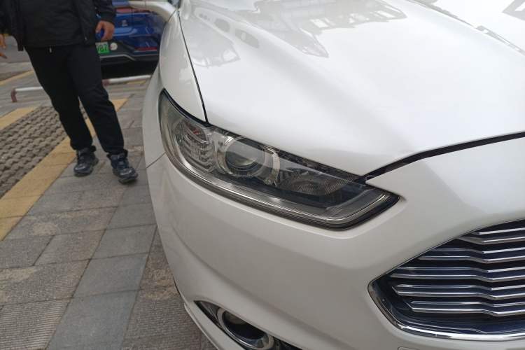 Used Ford Mondeo 2013 2.0L GTDi 200 Fashion Edition

