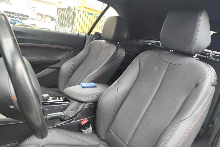 Used BMW 2 Series 2019 225i Convertible Coupe Sports Design Package
