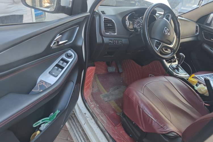 Used Baojun 560 2016 1.8L iAMT Luxury Model