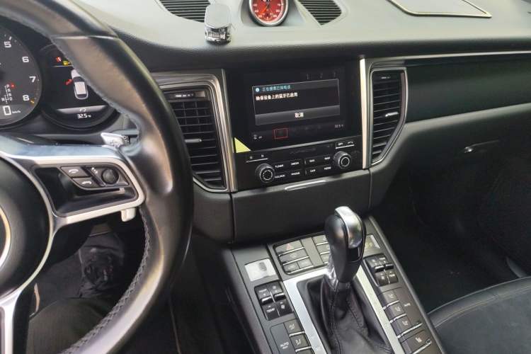 Used Porsche Macan 2017 Macan 2.0T
