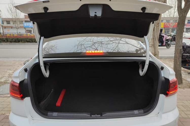 Used Volkswagen Bora 2024 300TSI DSG Prestige Edition
