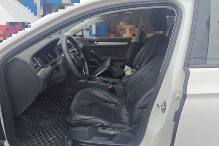 Used Volkswagen Lamando 2017 230TSI DSG Fashion Edition Left Front Seat