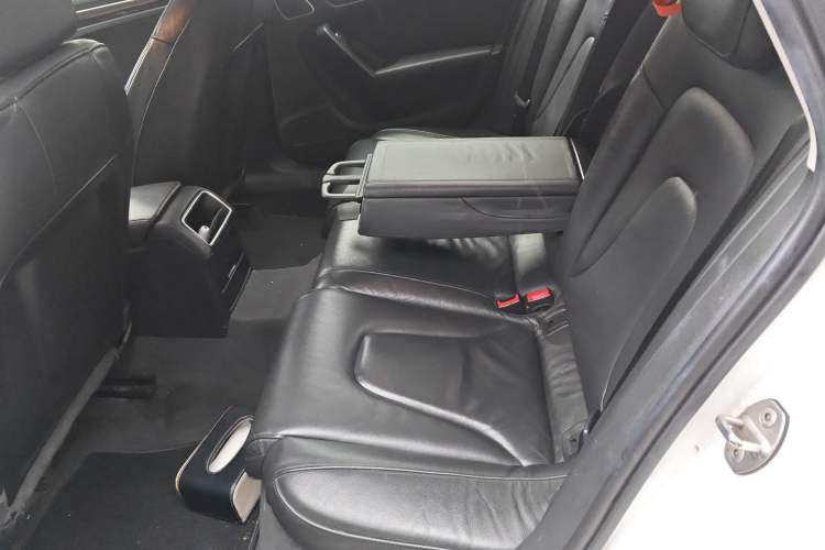 Used Audi A4L 2013 35 TFSI Automatic Comfort Model