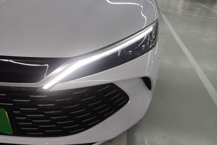 Used BYD Qin L 2024 DM-i 80KM Leading Model
