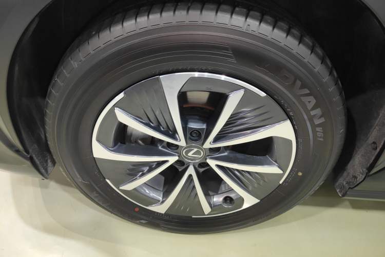 Used Lexus RZ 2023 450e All-Wheel Drive Luxury Edition
