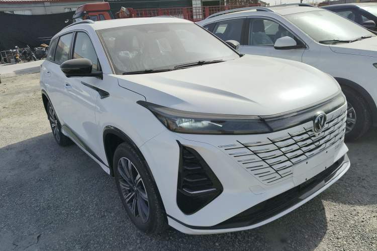 Used Changan CS75 PLUS 2025 Model, 3rd Generation Champion Edition 1.5T Jinghang Version