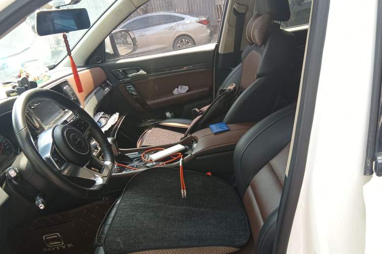 Used Zotye T600 Coupe 2017 1.5T Automatic Luxury Model Left Front Seat