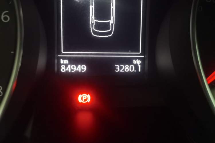 Used Volkswagen Magotan 2020 330TSI DSG Leading Model Odometer Close Up