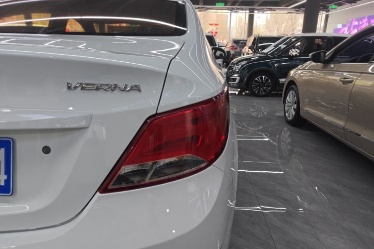 Used Hyundai Verna (older generation) 2016 1.4L Manual Smart GLS Trim