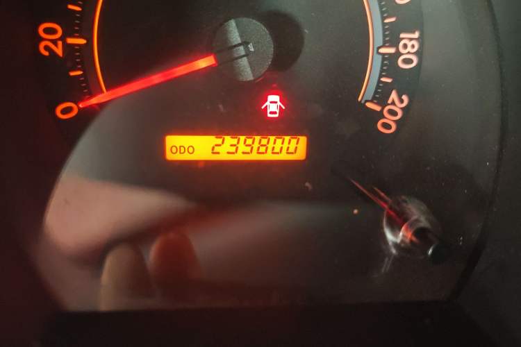 Used Toyota Sequoia 2014 5.7L SR5 8-Seater Middle East Version Odometer Close Up