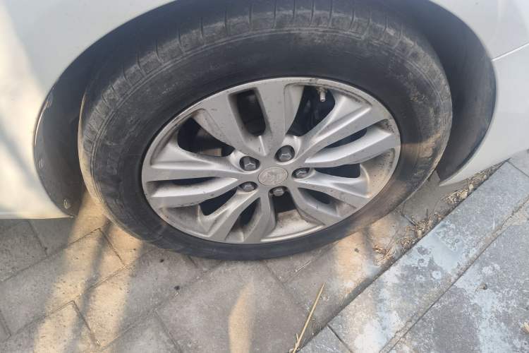 Used Buick GT 2018 15T Dual-Clutch Elite Model China V Standard