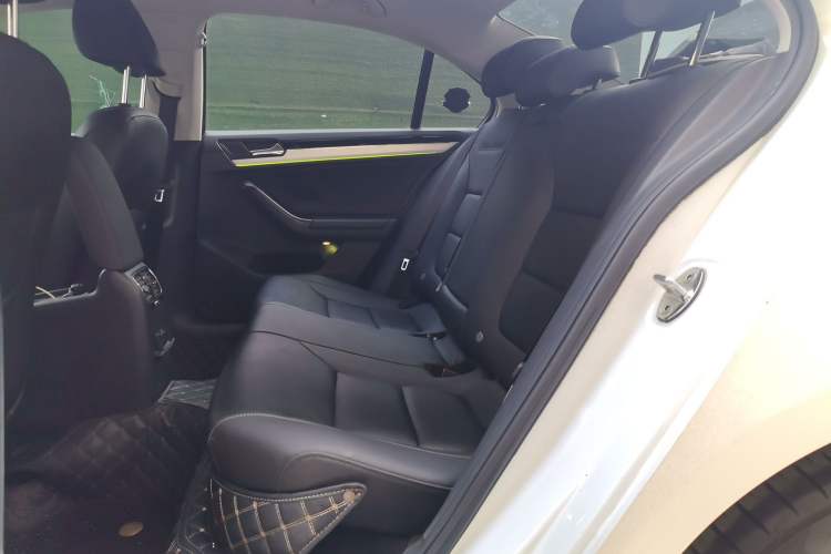 Used Volkswagen Sagitar 2018 180TSI DSG Prestige Edition Left Rear Seat