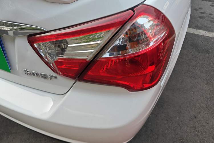 Used Venucia D50 2015 1.6L Automatic Luxury Edition
