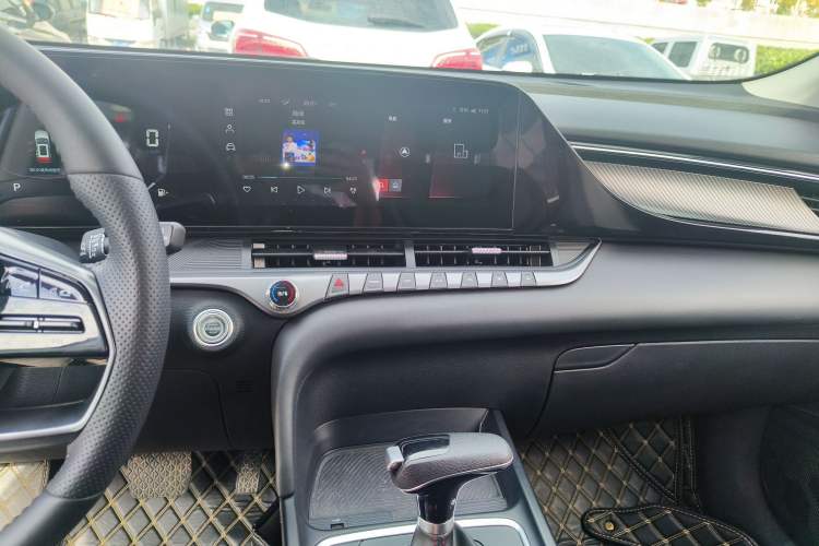 Used Bestune T55 2021 1.5T Automatic Joyful Life Luxury Edition Audio And AC Panel