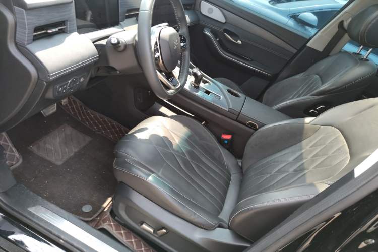 Used JETOUR Shanhai L9 2024 1.5TD 2DHT Air 7-Seater Left Front Seat