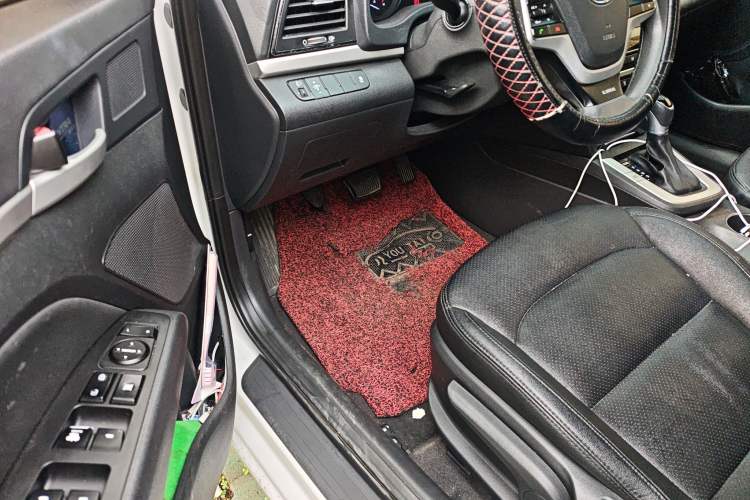 Used Hyundai Elantra (6th Generation / Lingdong) 2016 1.6L Automatic ZhiXuan – Elite Version