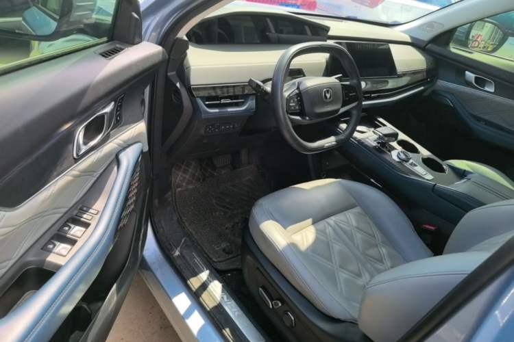 Used CHANGAN UNI-K iDD 2023 Smart Electric iDD 1.5T 135km Smart Leading Model

