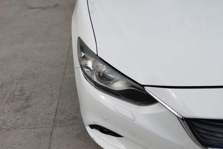 Used Mazda Atenza 2014 2.5L Blue Sky Prestige Edition Right Front Headlight