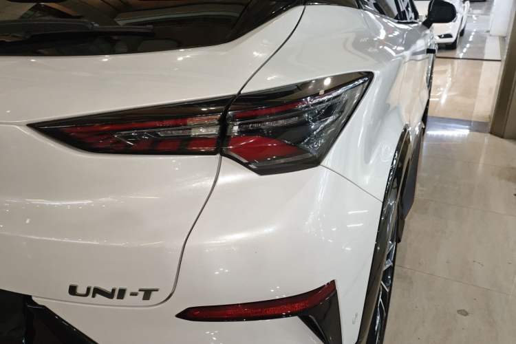 Used CHANGAN UNI-T 2022 1.5T Sport Edition Flagship Version