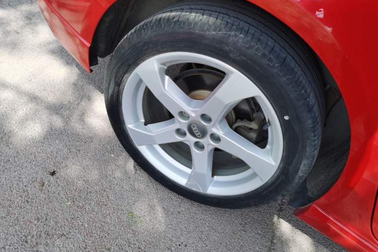 Used Audi A3 2019 Sportback 35 TFSI Sporty Version National V Right Rear Wheel Hub