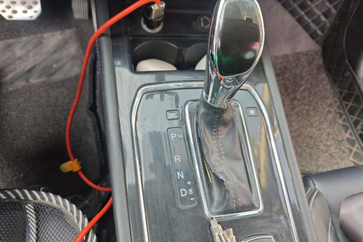 Used Dongfeng Fengon 580 2018 1.5T CVT Luxury Model
