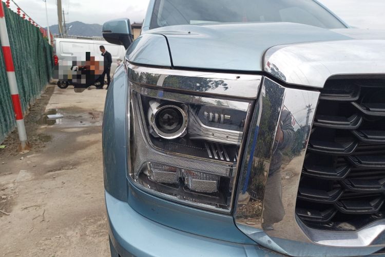 Used Great Wall King Kong Poer 2022 2.0T Manual Gasoline Two-Wheel Drive Navigation Version with Long Bed – GW4C20B Right Front Headlight