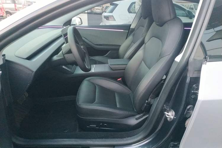 Used Tesla Model 3 2023 Rear-Wheel-Drive Version