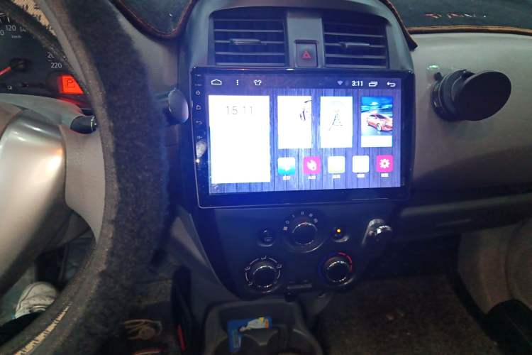 Used Nissan Sunny 2015 1.5XE CVT Comfort Edition Audio And AC Panel