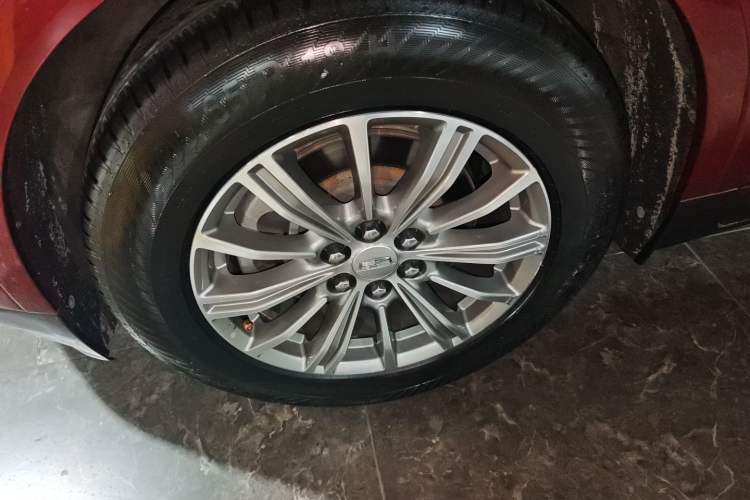 Used Cadillac XT5 2018 25T Luxury Model
