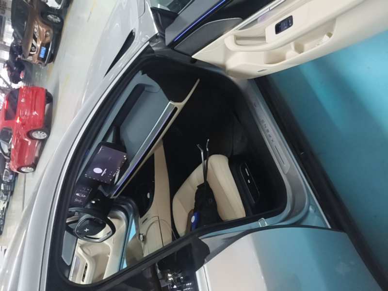 Used XPeng P7 2022 480E — 28