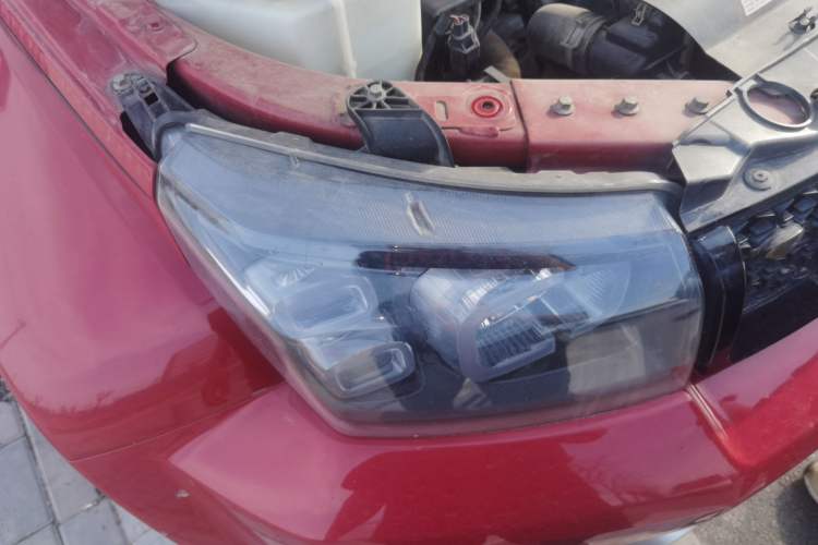 Used BAIC Off-Road BJ40 2018 PLUS 2.0T Manual Four-Wheel Drive Premium Edition China V