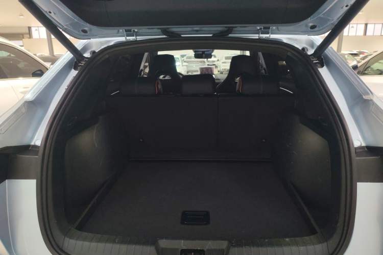 Used BYD Song PLUS New Energy 2023 Champion Edition DM-i 110KM Flagship Model
