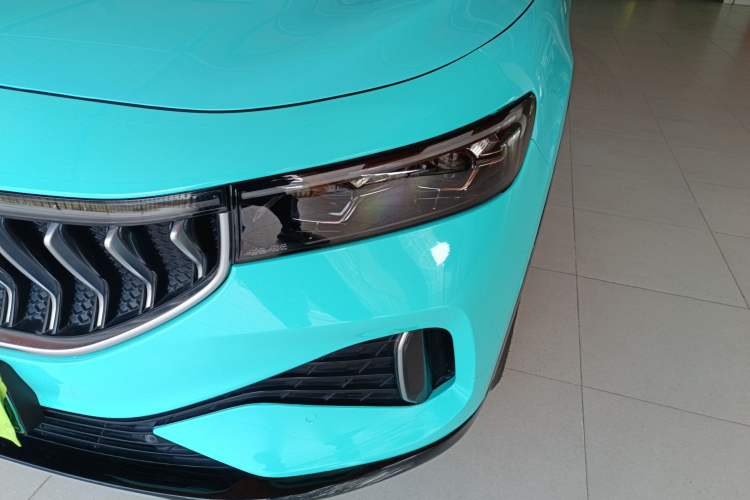 Used VOYAH FREE 2021 Four-Wheel Drive Standard All-Electric Exclusive Luxury Package Left Front Headlight