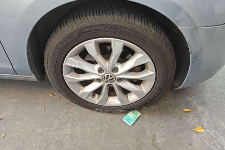 Used Volkswagen Golf 2012 1.6L Automatic Comfort Model
