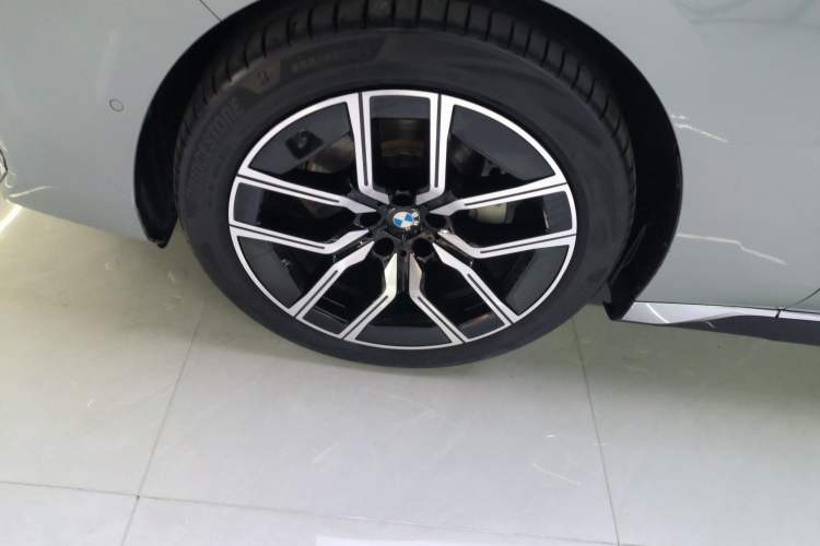 Used BMW 7 Series 2023 735Li M Sport Package
