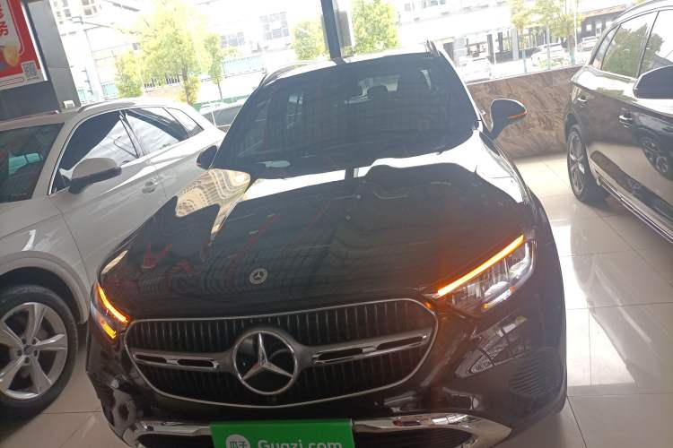 Used Mercedes-Benz GLC 2024 GLC 260 L 4MATIC Dynamic Edition 5-seater Front