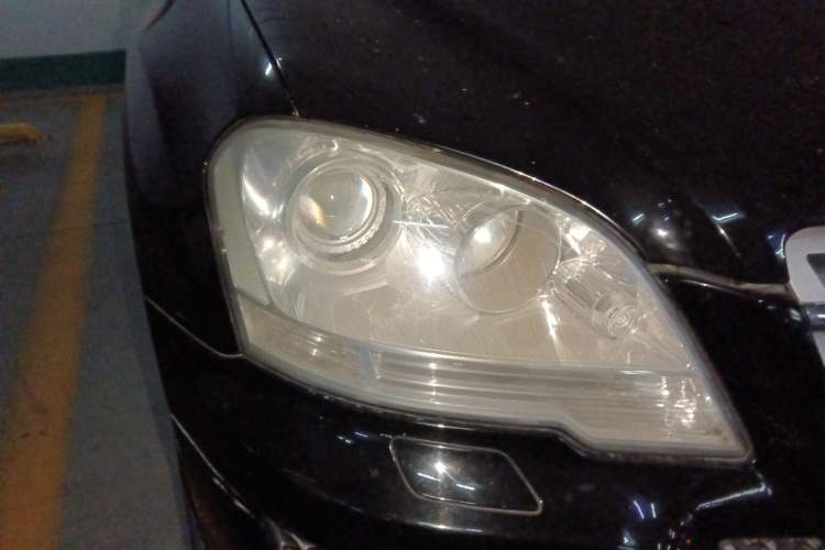 Used Mercedes-Benz M-Class  Right Front Headlight