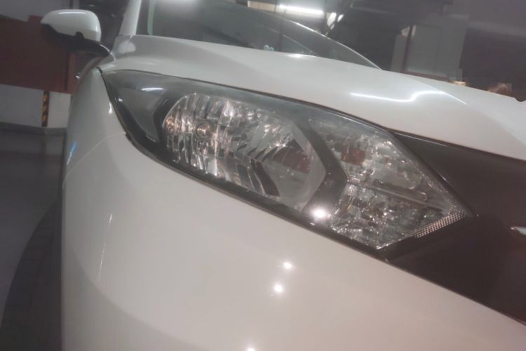 Used Honda Vezel 2015 1.5L CVT two-wheel drive Comfort trim Right Front Headlight
