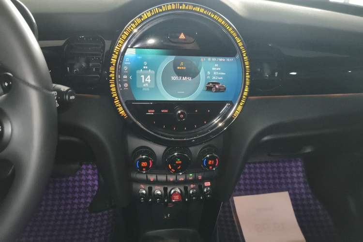 Used MINI 2023 Updated 2.0T COOPER S Artist Audio And AC Panel