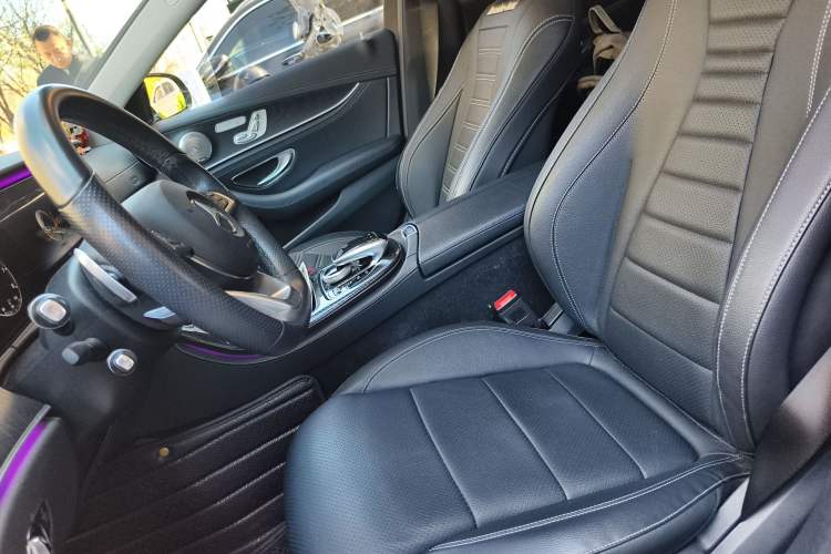 Used Mercedes-Benz E-Class 2017 E 300 L Sporty and Stylish Model
