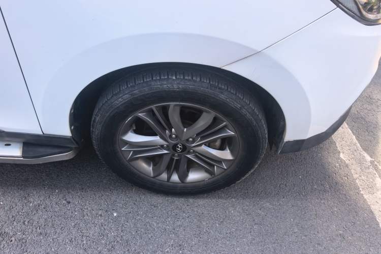 Used Hyundai ix35 2015 2.0L Automatic 2WD Smart Version China V Standard
